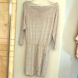 Splendid 3/4 sleeve tie dress
